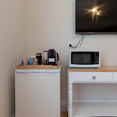Cosy Accommodation Moments From The Centre Of Town With Wifi لونسيستون المظهر الخارجي الصورة