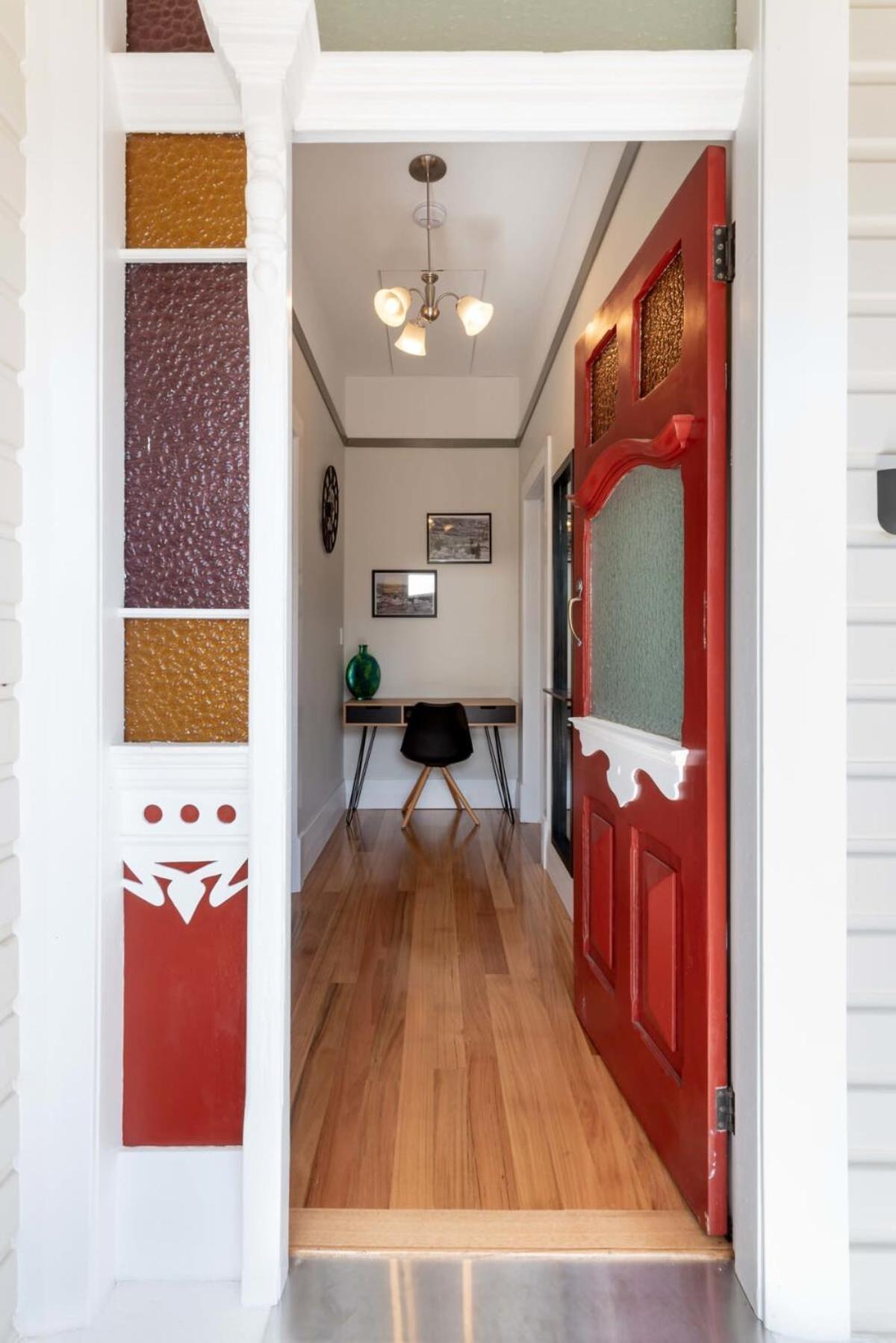 Cosy Accommodation Moments From The Centre Of Town With Wifi لونسيستون المظهر الخارجي الصورة